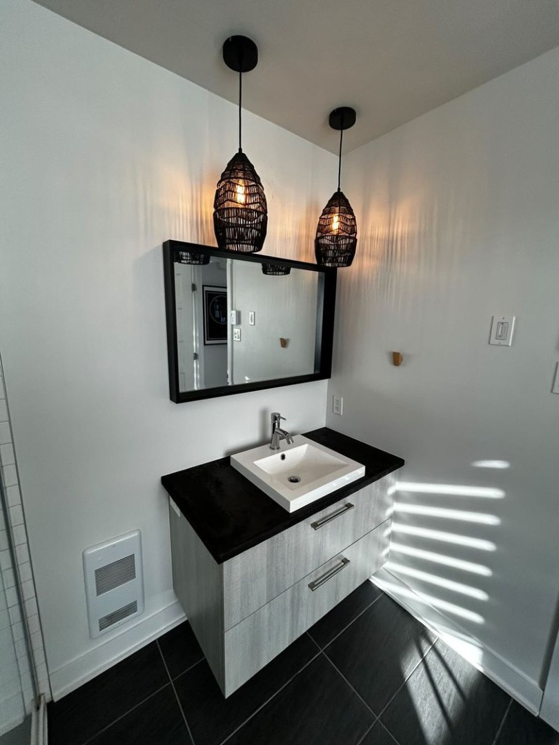 Counter - MicroConcrete - Carbon