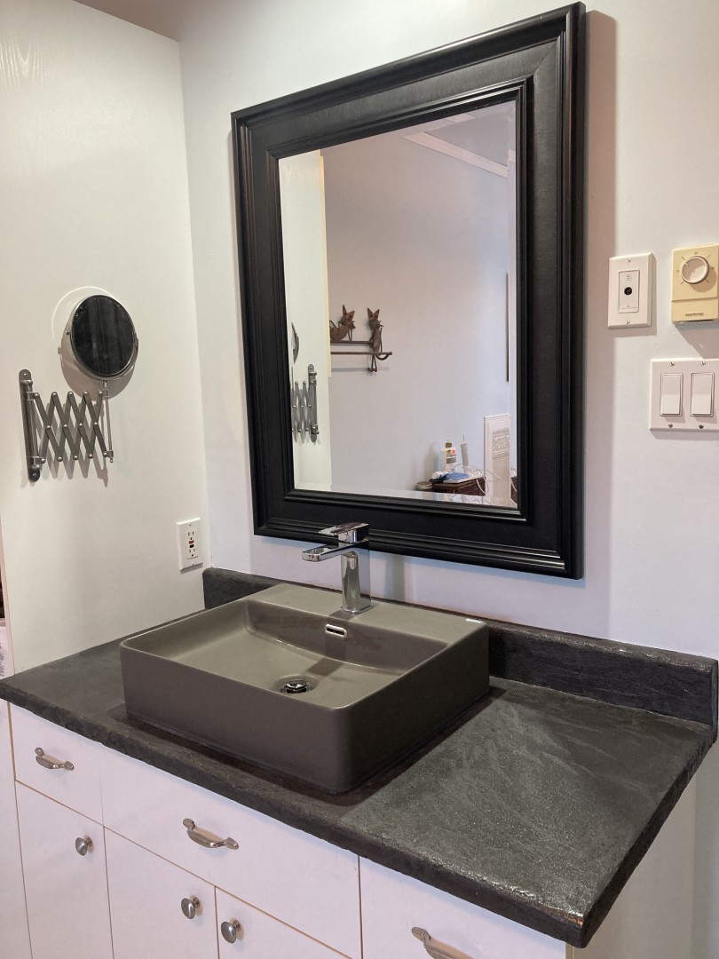 Counter - MicroConcrete - Carbon