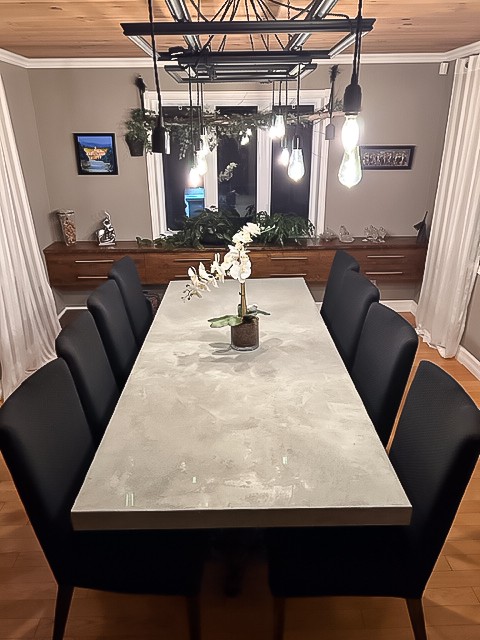 Table - MicroConcrete - Aluminum